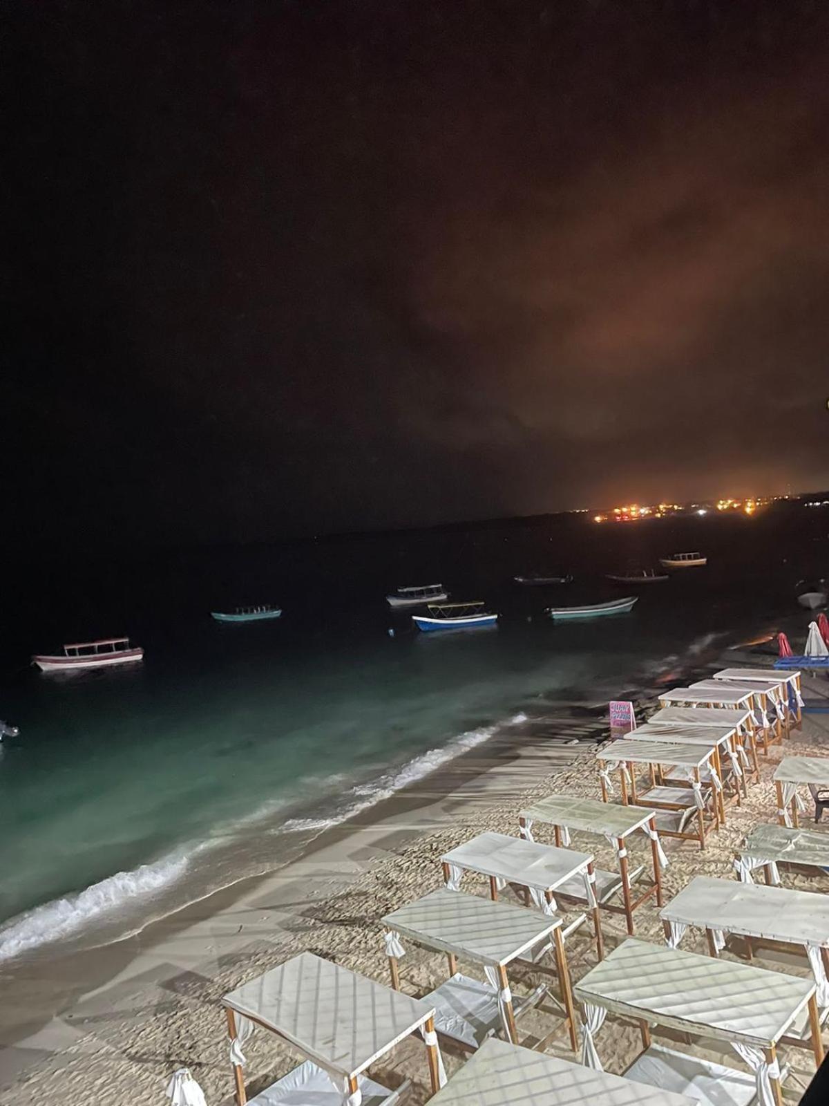 فندق Mandala Beach Club Pendales المظهر الخارجي الصورة