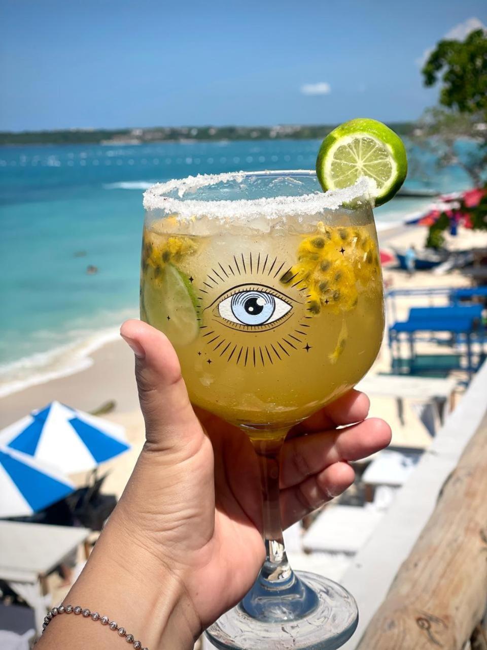 فندق Mandala Beach Club Pendales المظهر الخارجي الصورة